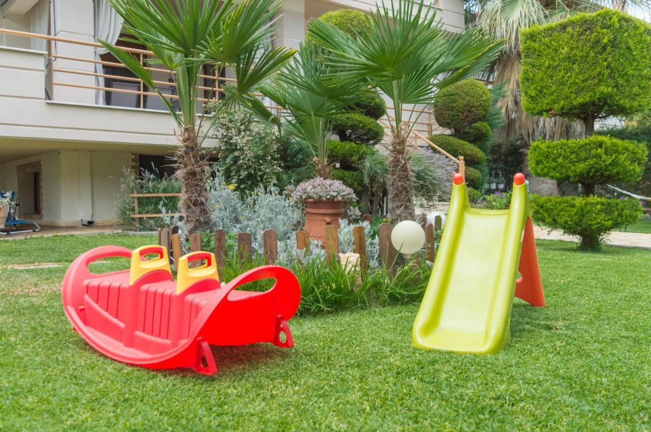 Family Resort In Vrasná Extérieur photo