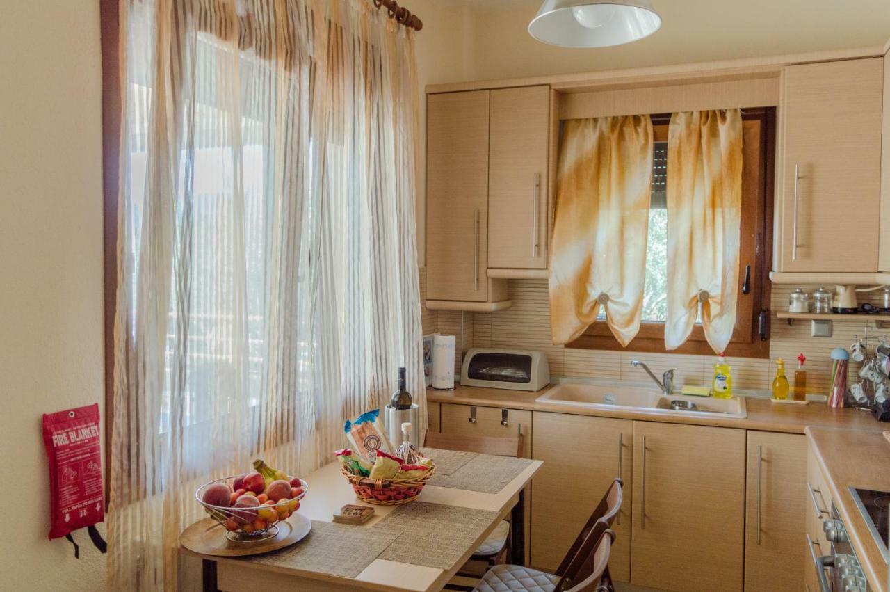 Family Resort In Vrasná Extérieur photo